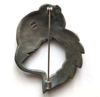 Mouse brooch