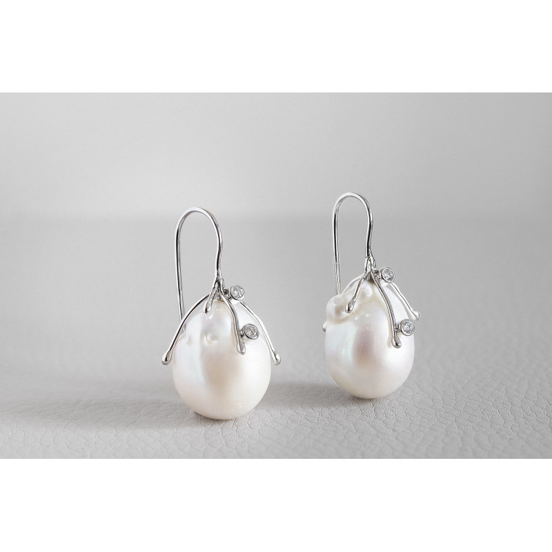 Diamond pearl earrings Diamond pearl earrings