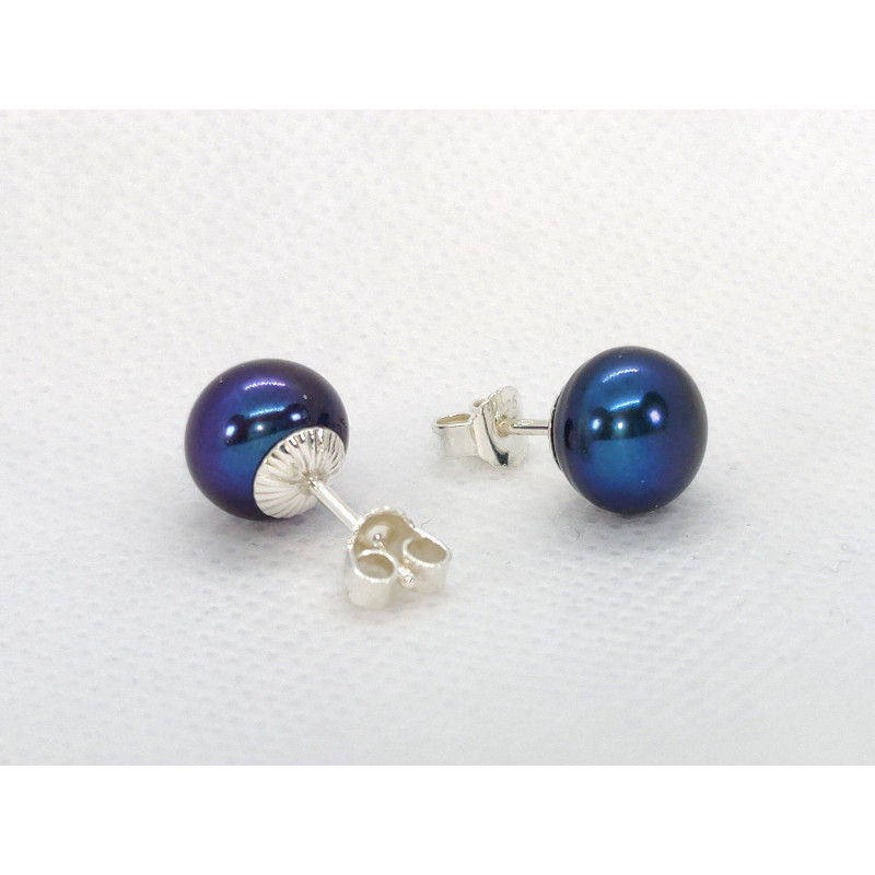 Blue-green studs, 9-9,5mm