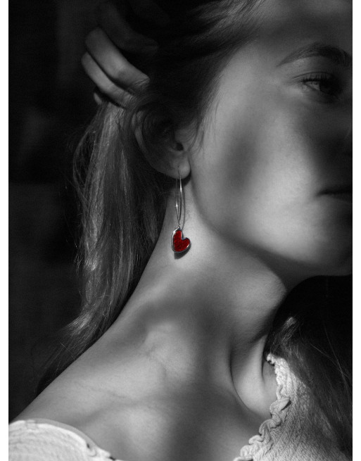 Heart enamelled earrings, red
