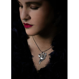 Magpie pendant