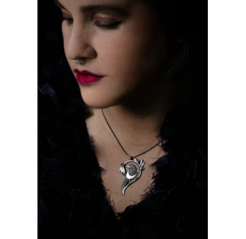 Magpie pendant